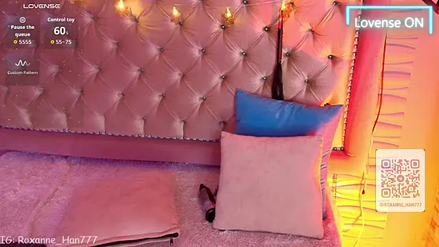 Roxanne_Han's cam snapshot