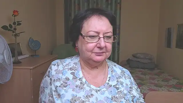 Margo_Moll's cam snapshot