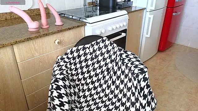 Lunamix's cam snapshot