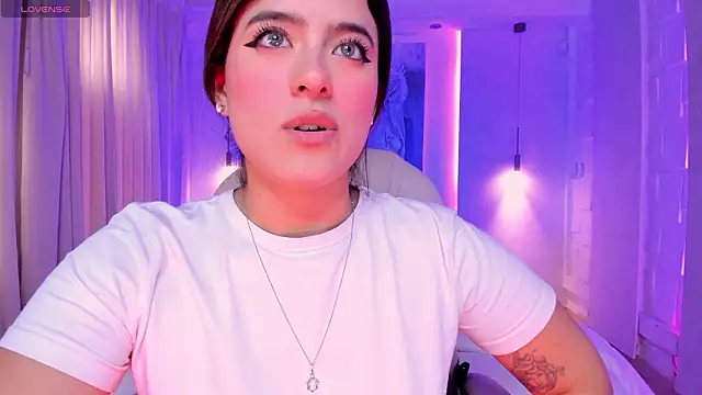 nathalie_rivers's cam snapshot