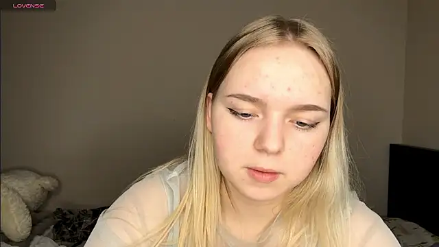 ZaraCreedon's cam snapshot