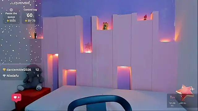 emilywilliis's cam snapshot