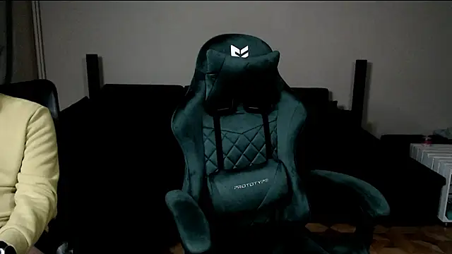 JoannaAndNeighbour's cam snapshot