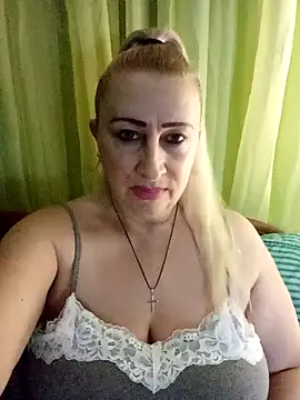 Esenia505's cam snapshot