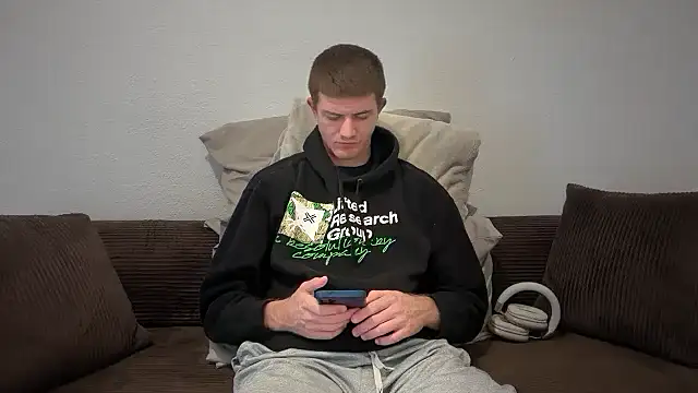 greekmythics's cam snapshot