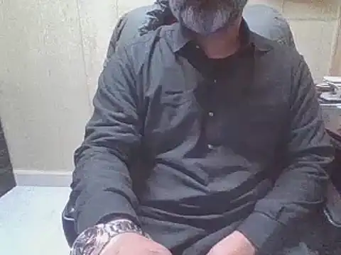 hairymaster95 live sex cam