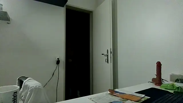 alpha-hunk's cam snapshot