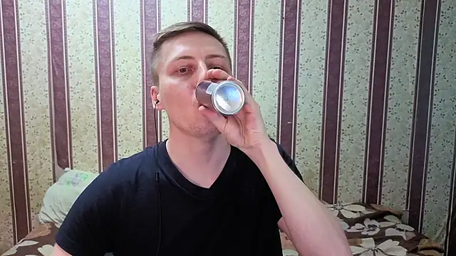 darienlarge's cam snapshot