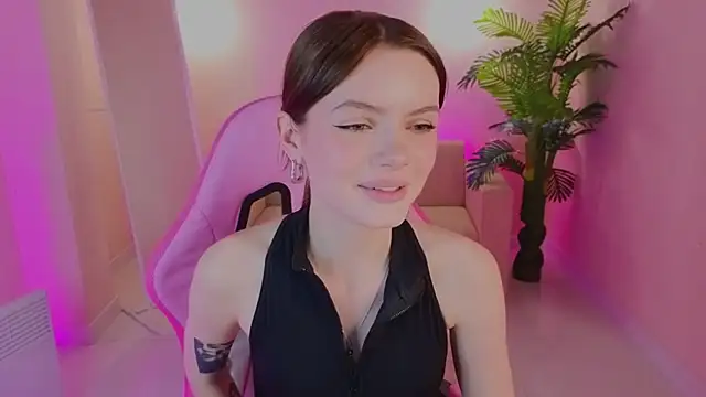 Ellya_me's cam snapshot