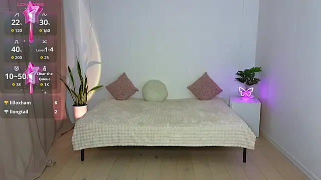 Nika_Light's cam snapshot