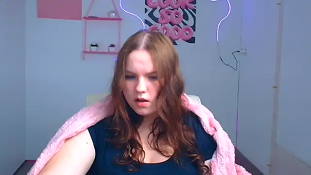 Kitty_Mia_Kitty's cam snapshot