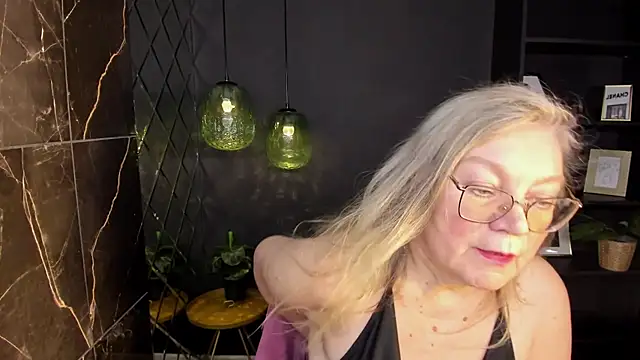 NataliMellow's cam snapshot