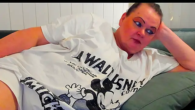 MilanaBiegert's cam snapshot