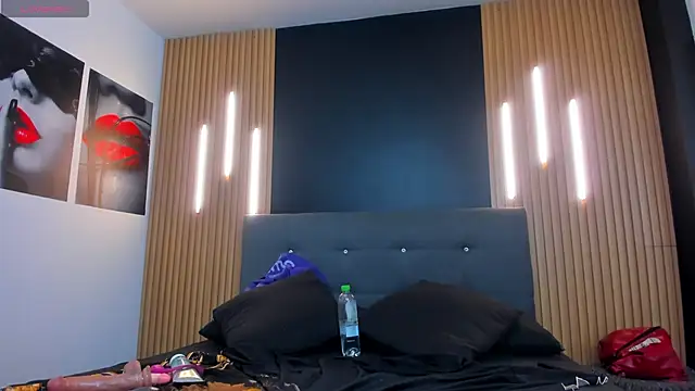 PenelopeDawson's cam snapshot