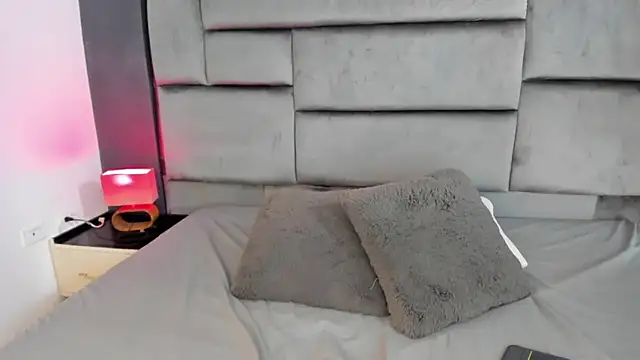 MarilynSmIith live sex cam