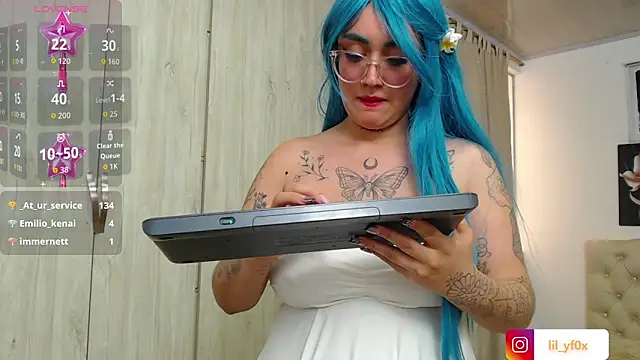 lily_f00x's cam snapshot