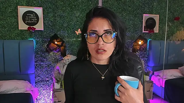 Linagh_'s cam snapshot