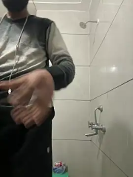 priyansh92924's cam snapshot