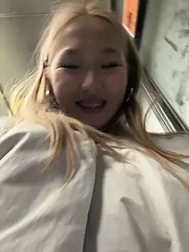 Aiko_Yumi's cam snapshot