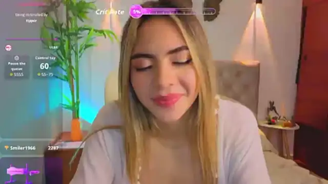 Nathaly-sky's cam snapshot