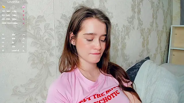 lovelyalivia's cam snapshot