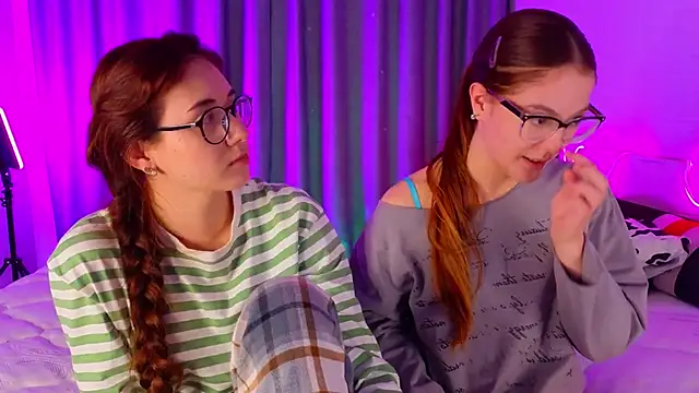 MargaretMorris live sex cam