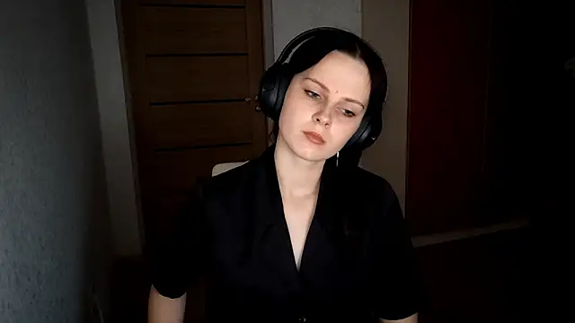 LouiseMarengo's cam snapshot