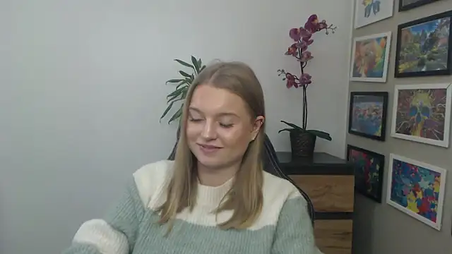 Mysteryerica's cam snapshot