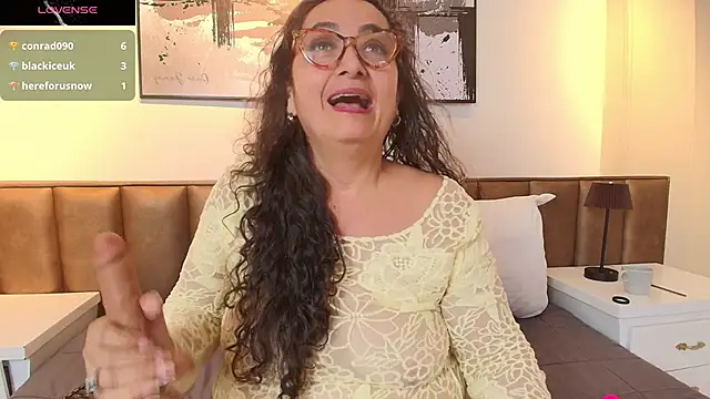 AlessandraLeroy's cam snapshot