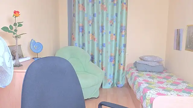 Margo_Moll's cam snapshot