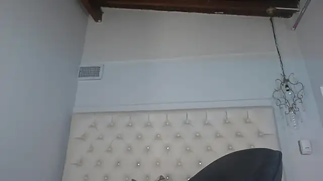 candyy_ebony's cam snapshot