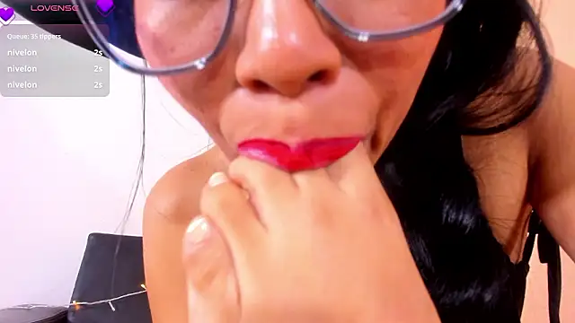 BRITANY_WELLS_'s cam snapshot