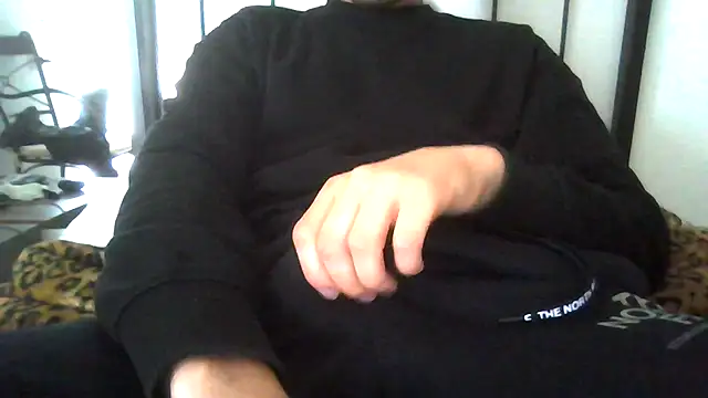 tommyboyteen's cam snapshot