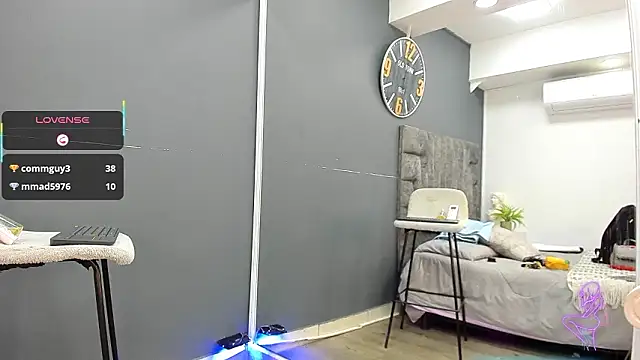 emilio_brandon's cam snapshot