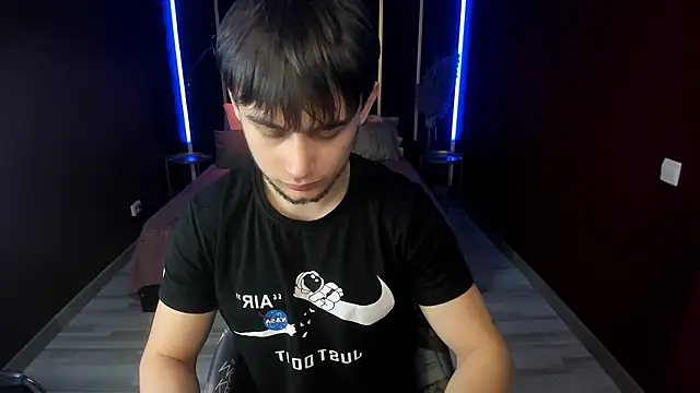 AlejandroEllias's cam snapshot