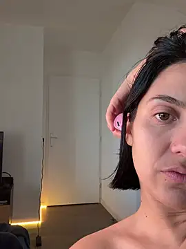 LaPetiteKim's cam snapshot