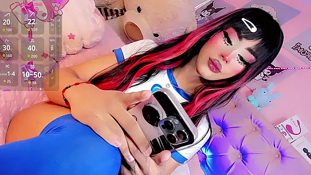 Cute_Roxxy live sex cam