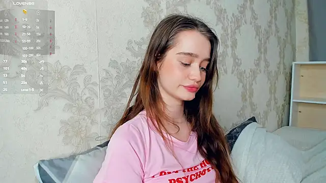 lovelyalivia's cam snapshot