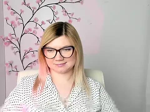 Lola_moree's cam snapshot