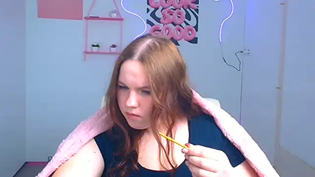 Kitty_Mia_Kitty's cam snapshot