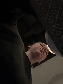 naughty_lucifer's cam snapshot