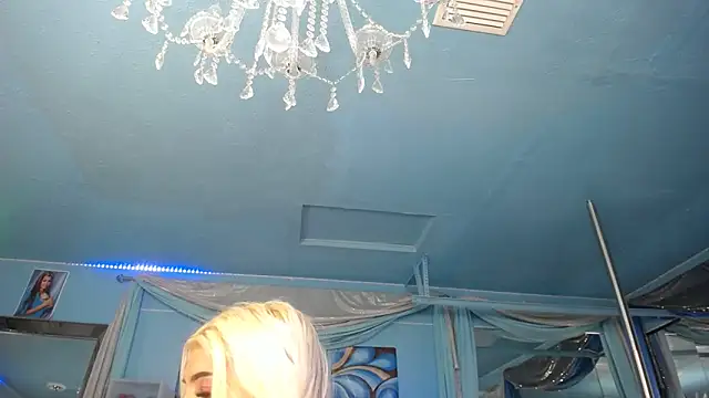 ADRIANNA_FOX live sex cam