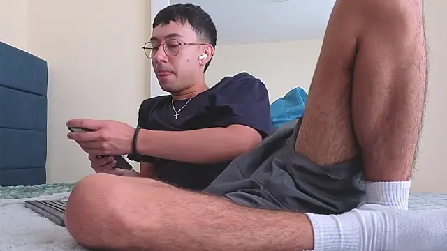 cameron_cum's cam snapshot