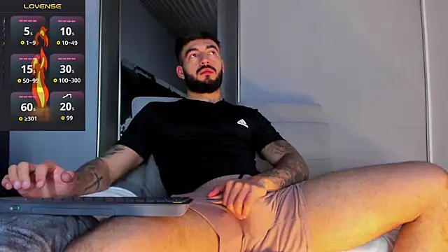 MarkWalker__ live sex cam