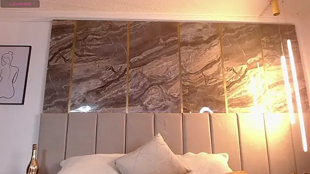 Lunea_kane's cam snapshot