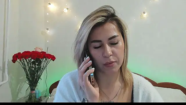 Roxi_Joy's cam snapshot