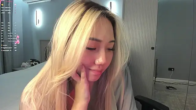 siaasian live sex cam