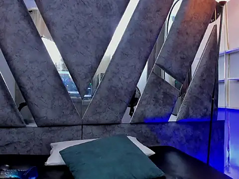 Miashinee's cam snapshot