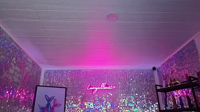 lucyallen4201's cam snapshot