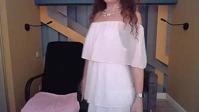 EllaLong's cam snapshot